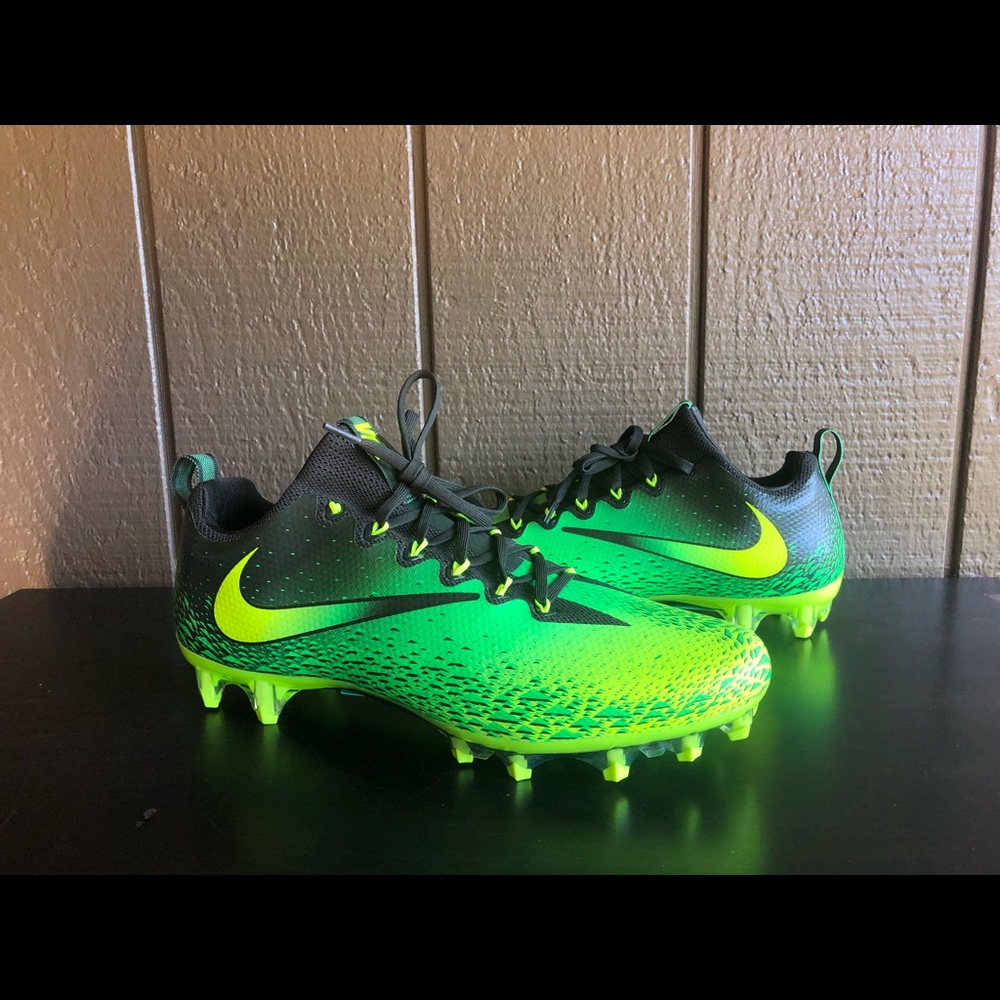 Nike Vapor Untouchable Pro Football Cleats Sz 11.5
